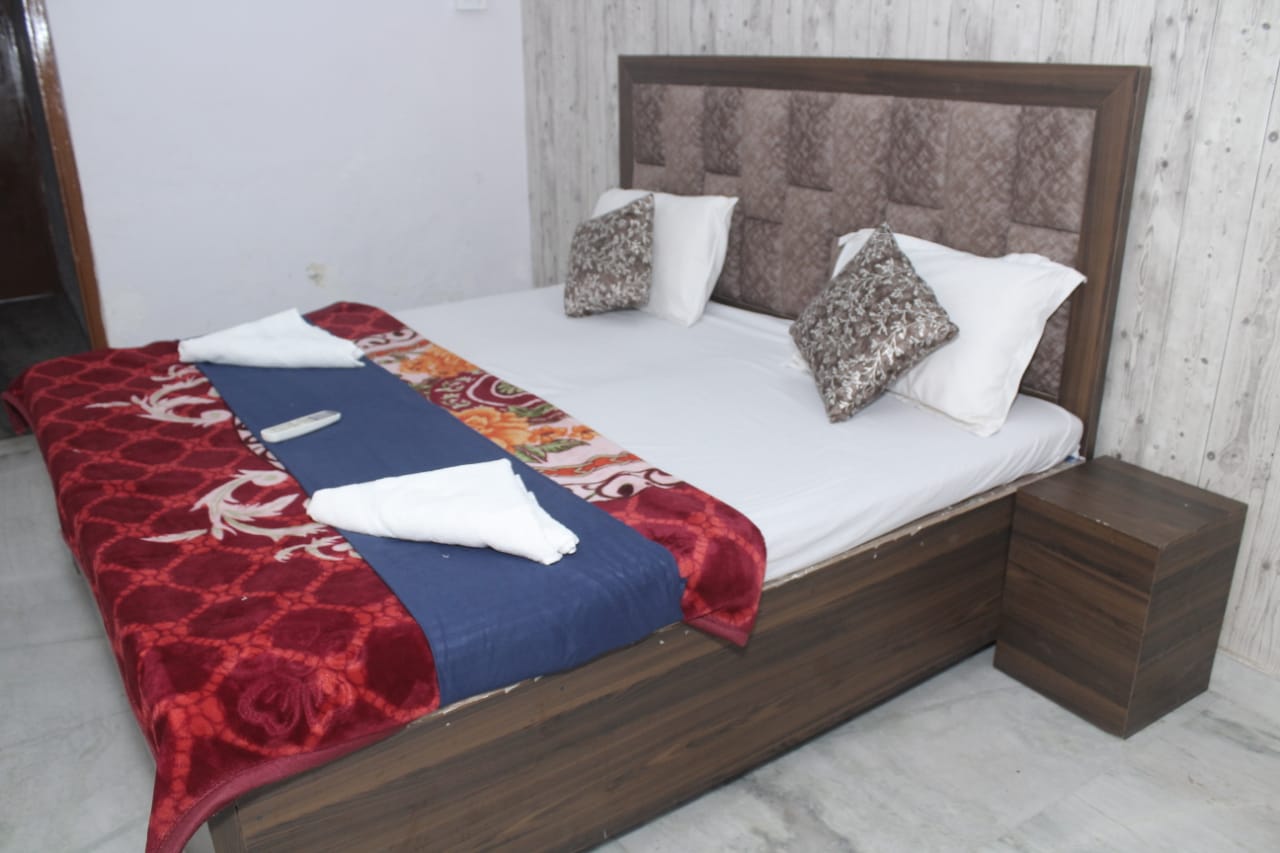 Room 4